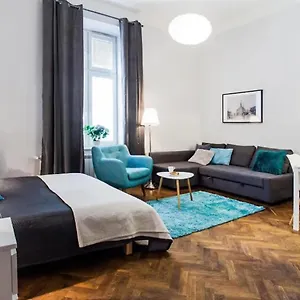 Perfect Place To In Center 36m2 W3 Apartament